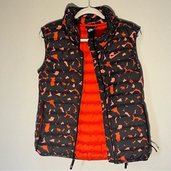 Nike Black Red Puffer Vest Small - Picture 3 of 8